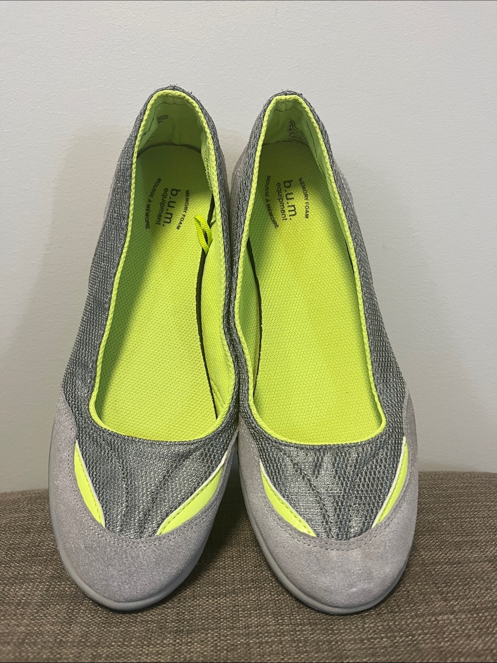 B U M Equipment Slip-On Flats 8M